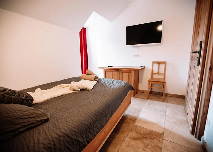 Steinthron Hotel Kalwang